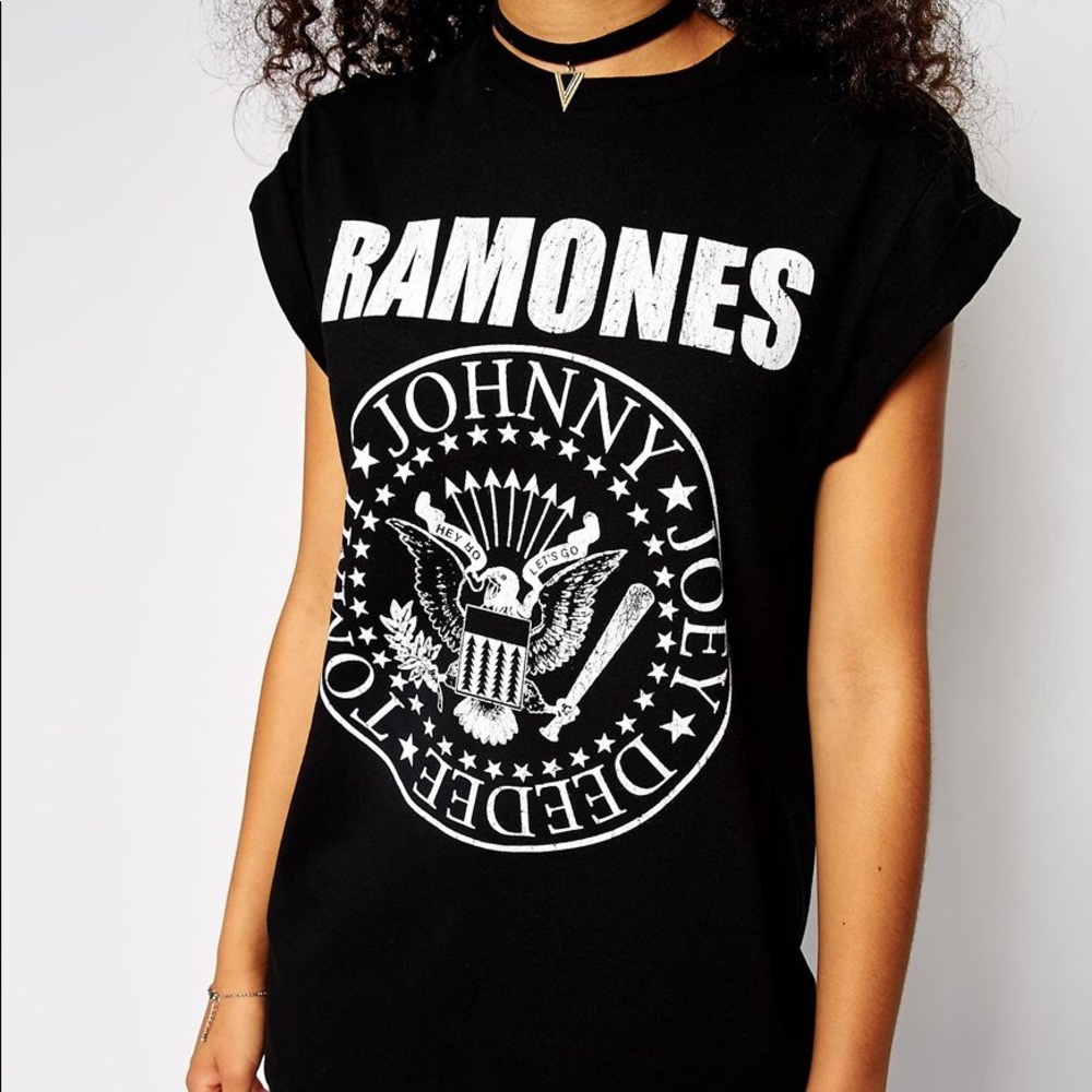 Ramones Seal Logo T-shirt